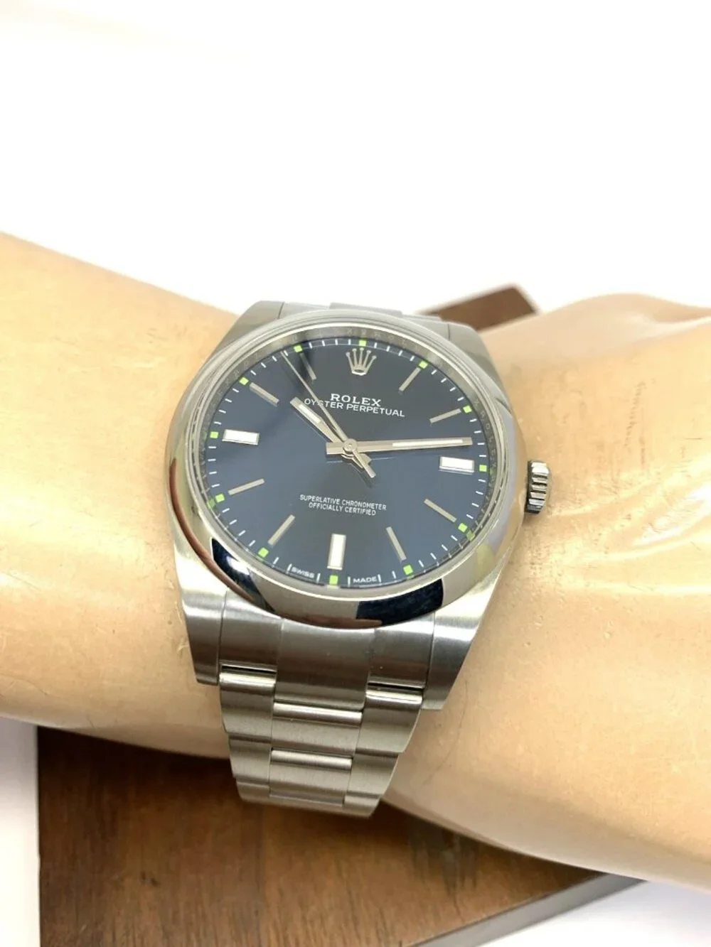Rolex Oyster Perpetual Men's Watch 114300 Swiss Automatic Blue Dial Steel 39mm